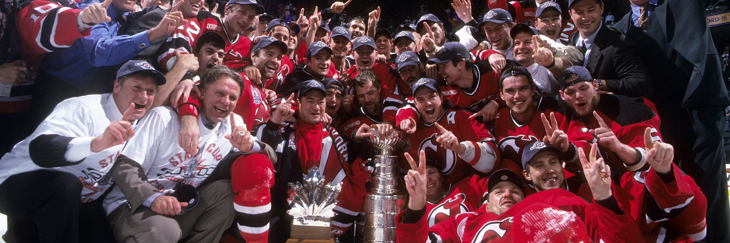 NJ DEVILS 1999-00 Stanley Cup Champions - 8x10 Photo